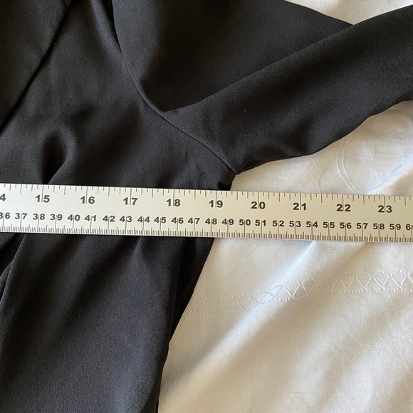 Charlotte Russe Women's Black Long Sleeve Lightweight Single Button Blazer Top L - Picture 8 of 11